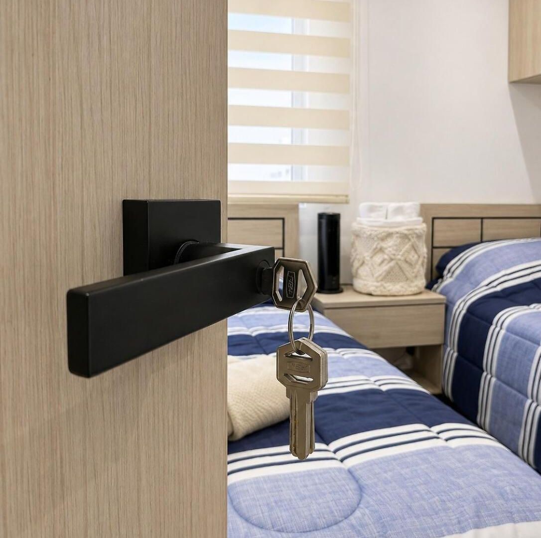 Mediterranean Coastal Suite, Sea View & Pool *