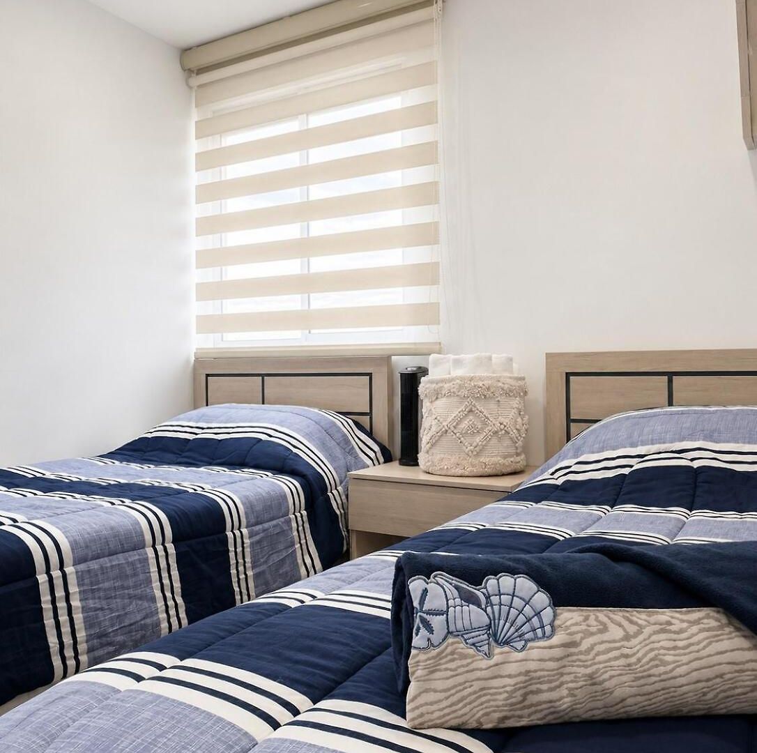 Mediterranean Coastal Suite, Sea View & Pool Apartamento