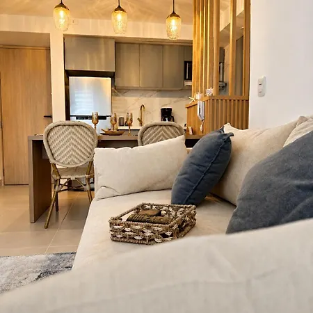 Mediterranean Coastal Suite, Sea View & Pool *